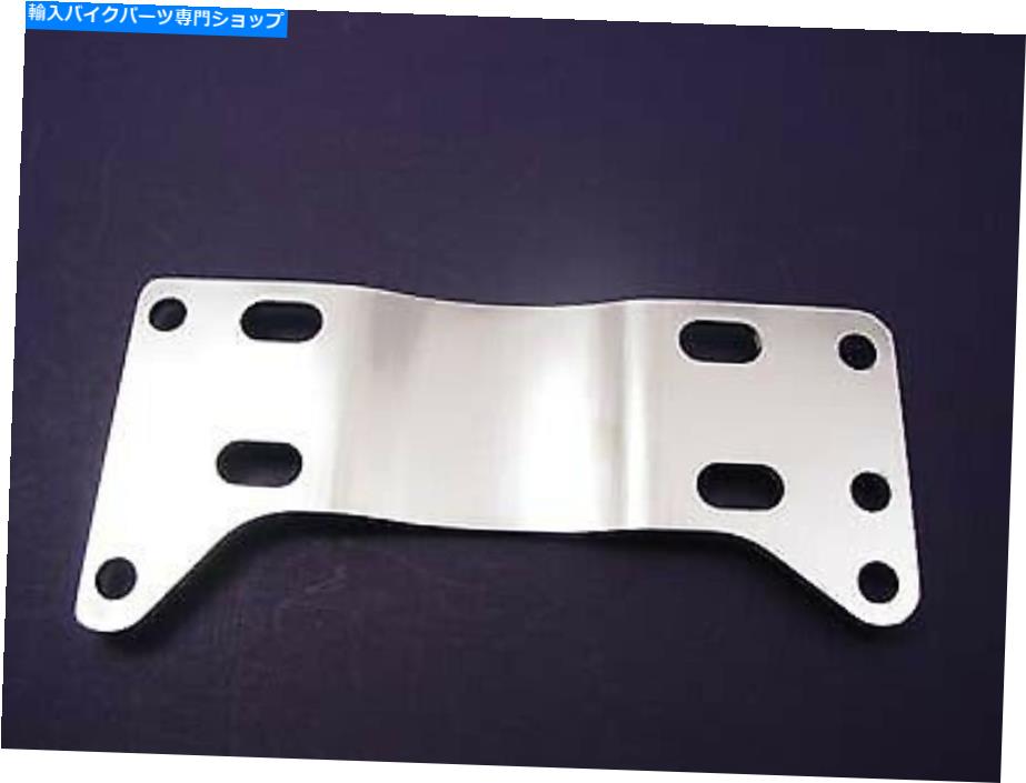 Chrome Transmission Mounting Plate fits Harley-Davidsonカテゴリクロームパーツ状態新品メーカー車種発送詳細全国一律 送料無料（※北海道、沖縄、離島は省く）商品詳細輸入商品の為、英語表記となります。Condition: NewBrand: V-Twin ManufacturingManufacturer Part Number: 17-9999UPC: Does not applyEAN: Does not apply 条件：新品ブランド：V-Twin Manufacturation製造元品番番号：17-9999UPC：適用されませんEAN：適用しません《ご注文前にご確認ください》■海外輸入品の為、NC・NRでお願い致します。■取り付け説明書は基本的に付属しておりません。お取付に関しましては専門の業者様とご相談お願いいたします。■通常2〜4週間でのお届けを予定をしておりますが、天候、通関、国際事情により輸送便の遅延が発生する可能性や、仕入・輸送費高騰や通関診査追加等による価格のご相談の可能性もございますことご了承いただいております。■海外メーカーの注文状況次第では在庫切れの場合もございます。その場合は弊社都合にてキャンセルとなります。■配送遅延、商品違い等によってお客様に追加料金が発生した場合や取付け時に必要な加工費や追加部品等の、商品代金以外の弊社へのご請求には一切応じかねます。■弊社は海外パーツの輸入販売業のため、製品のお取り付けや加工についてのサポートは行っておりません。専門店様と解決をお願いしております。■大型商品に関しましては、配送会社の規定により個人宅への配送が困難な場合がございます。その場合は、会社や倉庫、最寄りの営業所での受け取りをお願いする場合がございます。■輸入消費税が追加課税される場合もございます。その場合はお客様側で輸入業者へ輸入消費税のお支払いのご負担をお願いする場合がございます。■商品説明文中に英語にて”保証”関する記載があっても適応はされませんのでご了承ください。■海外倉庫から到着した製品を、再度国内で検品を行い、日本郵便または佐川急便にて発送となります。■初期不良の場合は商品到着後7日以内にご連絡下さいませ。■輸入商品のためイメージ違いやご注文間違い当のお客様都合ご返品はお断りをさせていただいておりますが、弊社条件を満たしている場合はご購入金額の30％の手数料を頂いた場合に限りご返品をお受けできる場合もございます。(ご注文と同時に商品のお取り寄せが開始するため)（30％の内訳は、海外返送費用・関税・消費全負担分となります）■USパーツの輸入代行も行っておりますので、ショップに掲載されていない商品でもお探しする事が可能です。お気軽にお問い合わせ下さいませ。[輸入お取り寄せ品においてのご返品制度・保証制度等、弊社販売条件ページに詳細の記載がございますのでご覧くださいませ]&nbsp;