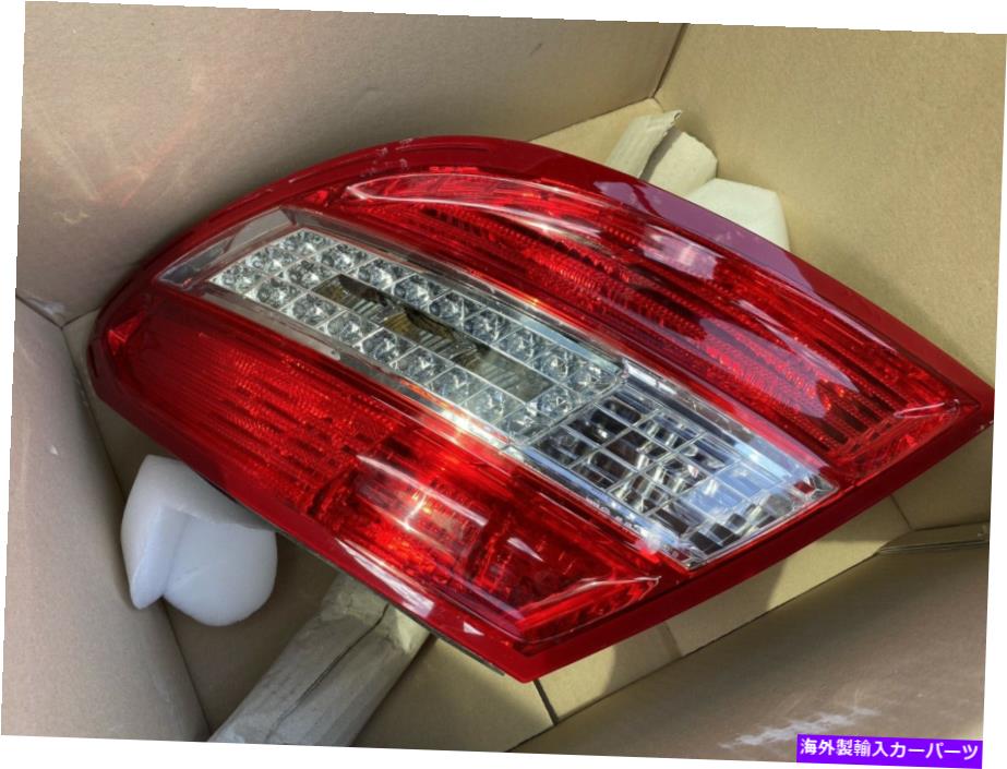 USヘッドライト 新 - 本物のメルセデスベンツテールライトアッシーOEM right A204 906 84 02 NEW - Genuine Mercedes-Benz Tail Light Assy OEM Right A204 906 84 02