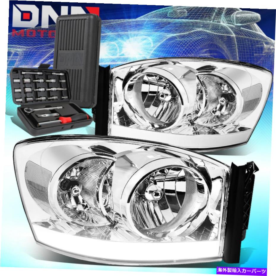 FOR 2006-2009 DODGE RAM 1500 LED DRL CHROME HOUSING CLEAR SIDE HEADLIGHTS+TOOLSカテゴリUSヘッドライト状態新品メーカー車種発送詳細全国一律 送料無料（※北海道、沖縄、離島は省く）商品詳細輸入商品の為、英語表記となります。Condition: NewBrand: DNA MotoringLamp Type: HalogenManufacturer Part Number: DNA-HLLBDR06CHCL1+888Style: LED DRLPlacement on Vehicle: Front, Left, RightPlease Note: For 2009, Fit Old Body Style Only, Does NOT Fit New Body Style MoFitment Type: Performance/CustomLED Color: WhiteBulbs Included: No. Reuse Existing BulbsLED Energy: 12VInterchange Part Number: 55372814AB 55372815AB 55077794AD 68003124AD 2006 2007 2008 2009Bulb Model: H13 High / Low BeamOther Part Number: CH2519115 CH2519114 CH2503180 07 08Light Housing: ChromeTurn Signal: 3157AColor: Clear LensParking Light: 3157ABeam Type: Reflector 条件：新品ブランド：DNAモーターリングランプタイプ：ハロゲン製造者部品番号：DNA-HLLBDR06CHCL1 + 888スタイル：LED DRL.車両への配置：前面、左、右ご注意くださいフィットメントタイプ：パフォーマンス/カスタムLEDカラー：ホワイト電球が含まれています：いいえ既存の電球を再利用するLEDエネルギー：12Vインターチェンジ部品番号：55372814AB 55372815AB 55077794AD 68003124AD 2006 2007 2008 2009電球モデル：H13高/低ビームその他の型番：CH2519115 CH2503180 07 08ライトハウジング：クロム回転信号：3157Aカラー：透明なレンズパーキングライト：3157Aビームタイプ：反射板《ご注文前にご確認ください》■海外輸入品の為、NC・NRでお願い致します。■取り付け説明書は基本的に付属しておりません。お取付に関しましては専門の業者様とご相談お願いいたします。■通常2〜4週間でのお届けを予定をしておりますが、天候、通関、国際事情により輸送便の遅延が発生する可能性や、仕入・輸送費高騰や通関診査追加等による価格のご相談の可能性もございますことご了承いただいております。■海外メーカーの注文状況次第では在庫切れの場合もございます。その場合は弊社都合にてキャンセルとなります。■配送遅延、商品違い等によってお客様に追加料金が発生した場合や取付け時に必要な加工費や追加部品等の、商品代金以外の弊社へのご請求には一切応じかねます。■弊社は海外パーツの輸入販売業のため、製品のお取り付けや加工についてのサポートは行っておりません。専門店様と解決をお願いしております。■大型商品に関しましては、配送会社の規定により個人宅への配送が困難な場合がございます。その場合は、会社や倉庫、最寄りの営業所での受け取りをお願いする場合がございます。■輸入消費税が追加課税される場合もございます。その場合はお客様側で輸入業者へ輸入消費税のお支払いのご負担をお願いする場合がございます。■商品説明文中に英語にて”保証”関する記載があっても適応はされませんのでご了承ください。■海外倉庫から到着した製品を、再度国内で検品を行い、日本郵便または佐川急便にて発送となります。■初期不良の場合は商品到着後7日以内にご連絡下さいませ。■輸入商品のためイメージ違いやご注文間違い当のお客様都合ご返品はお断りをさせていただいておりますが、弊社条件を満たしている場合はご購入金額の30％の手数料を頂いた場合に限りご返品をお受けできる場合もございます。(ご注文と同時に商品のお取り寄せが開始するため)（30％の内訳は、海外返送費用・関税・消費全負担分となります）■USパーツの輸入代行も行っておりますので、ショップに掲載されていない商品でもお探しする事が可能です。お気軽にお問い合わせ下さいませ。[輸入お取り寄せ品においてのご返品制度・保証制度等、弊社販売条件ページに詳細の記載がございますのでご覧くださいませ]&nbsp;