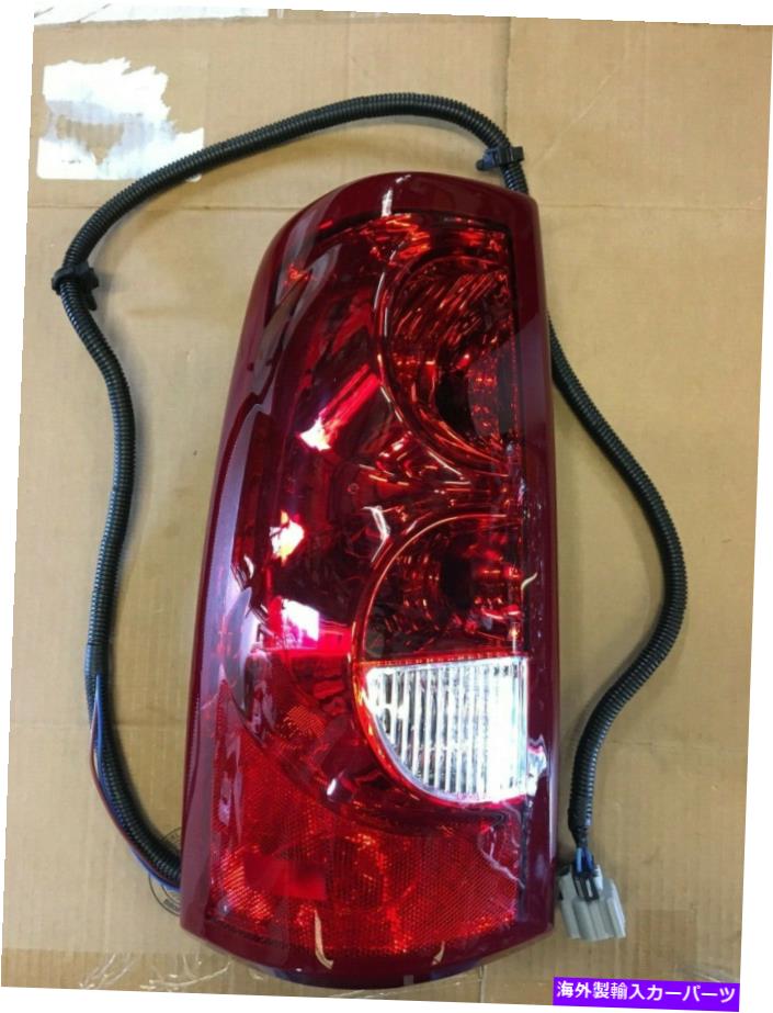 USテールライト 03-06 Silverado Light Light 03-06 SILVERADO LEFT TAIL LIGHT