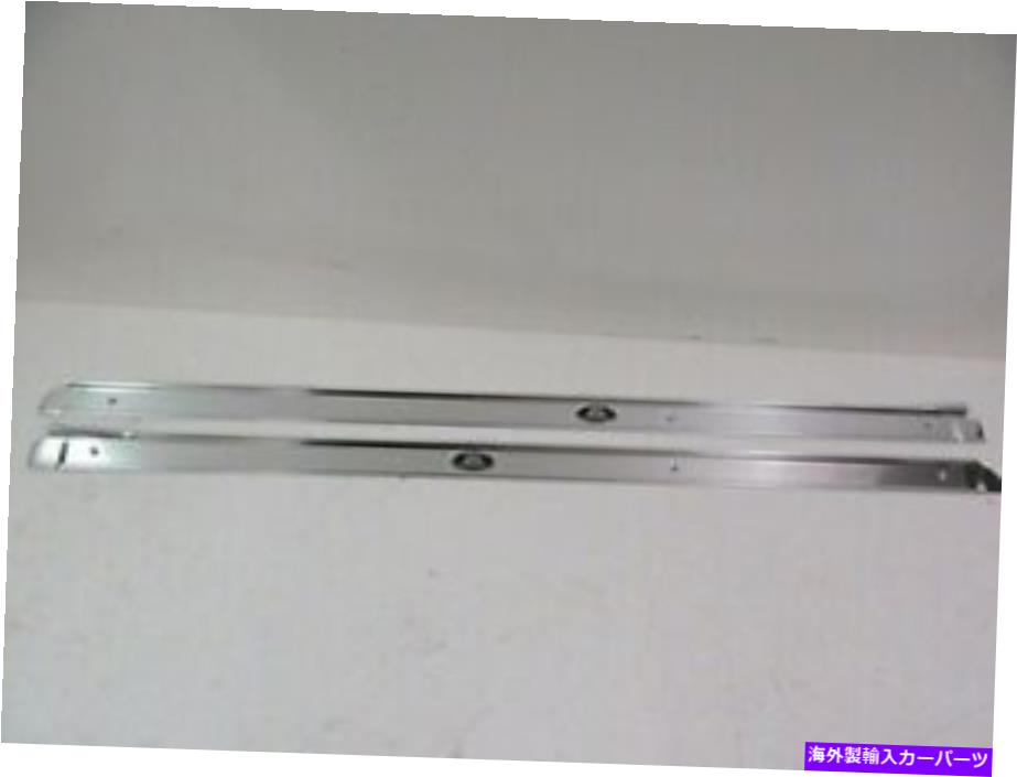 内装パーツ ドアシルプレートワッフルパターンNEW 73-77ボディ58.4011 ^ DOOR SILL PLATES WAFFLE PATT..