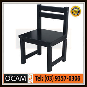 USワイドフェンダー 男の子と女の子のための屋外の屋外黒色の子供の木製の椅子 Kids Timber Chair in Colour Black Indoor Outdoor For Boys and Girls