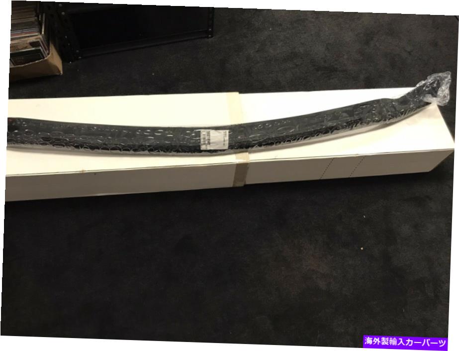 バグシールド Chevy Silverado 1500-2014-2015のWeathertech Stone Bug Deflector WeatherTech Stone Bug deflector for Chevy Silverado 1500 - 2014-2015 (LOOK)【並行輸入品】