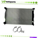 Radiator 08-16のラジエータークライスラータウン&カントリーダッジグランドキャラバンw/ 4pcsホースクランプ Radiator For 08-1...