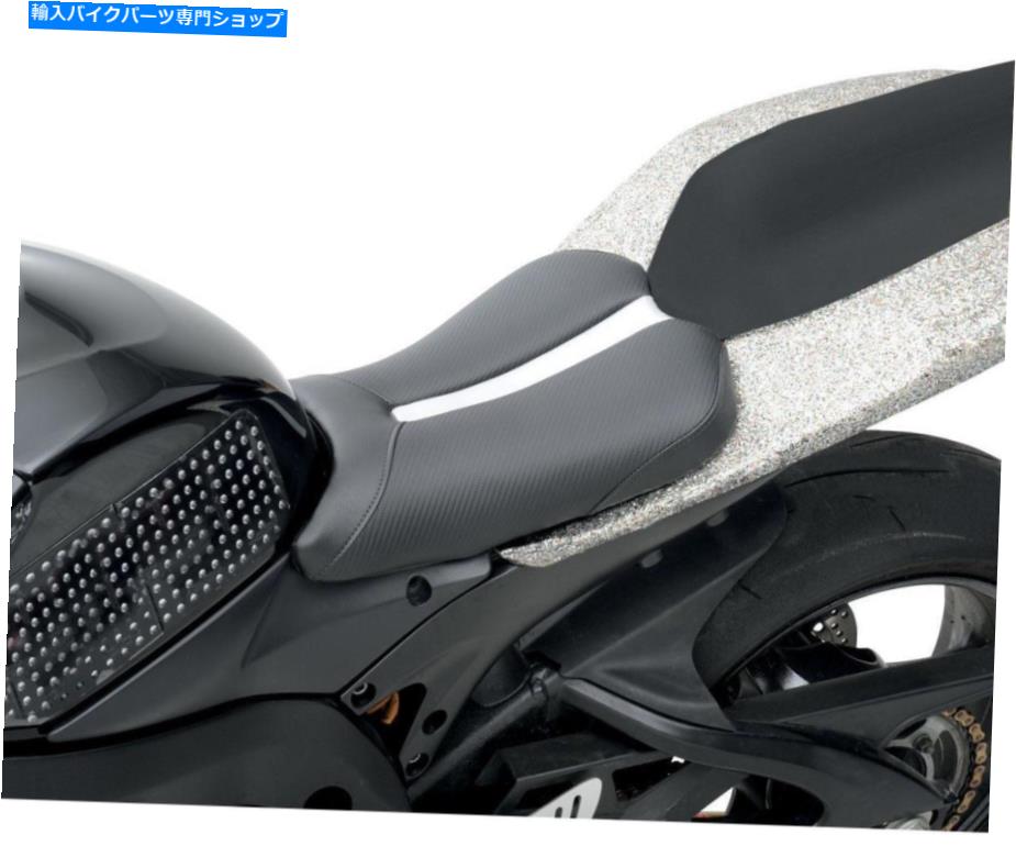 Seats Saddlemen0810-0813ジェルチャネルトラックワンピースソロシート付きリアカバー Saddlemen 0810-0813 Gel-Channel Track One-Piece Solo Seat with Rear Cover