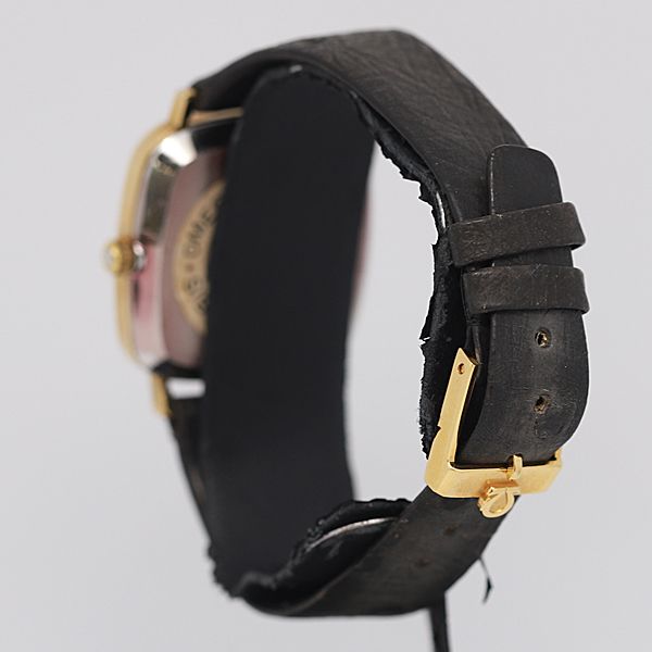 デッドストック級 オメガ デビル 白文字盤 QZ メンズ腕時計 KOR ABC4800 1629100