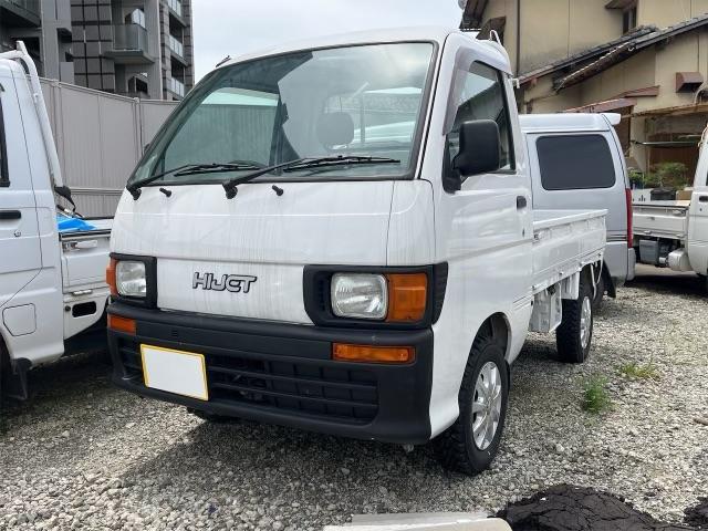 中古車 軽トラック/軽バン ホワイト 白色 4WD ガソリン S110P 滑りやすい状況の道路でも4WDなら安心！