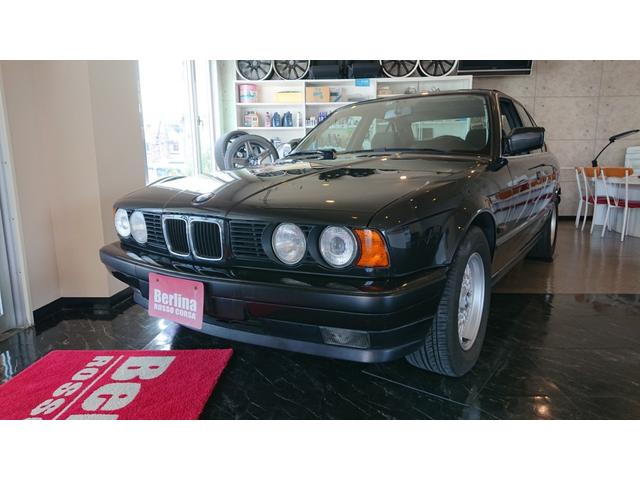 5シリーズ 535i（BMW）【中古】 中古車 セダン ブラック 黒色 2WD ガソリン