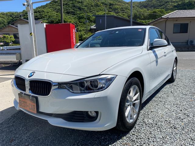 3シリーズ 320i（BMW）【中古】 中古車 セダン ホワイト 白色 2WD ガソリン