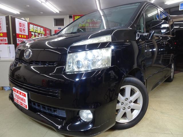 トヨタ ヴォクシー Z [中古] 禁煙車 AT