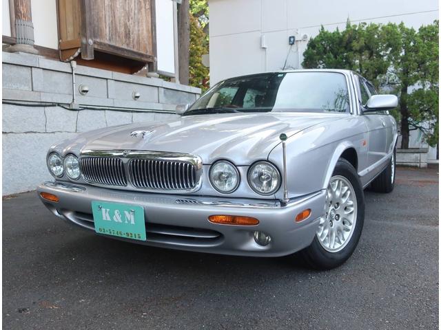 XJ その他（ジャガー）【中古】 中古車 セダン ゴールド・シルバー 金色 銀色 2WD ガソリン