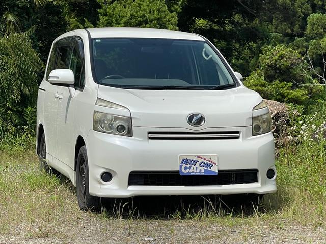トヨタ ヴォクシー X Lエディション [中古] AT