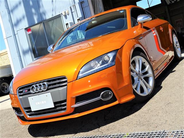 TTS ベースグレード（アウディ）【中古】 中古車 クーペ イエロー 黄色 4WD ガソリン