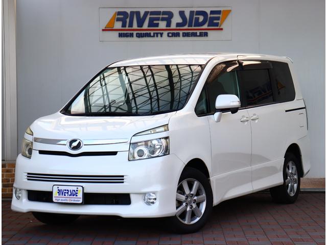 トヨタ ヴォクシー Z [中古] 保証期間あり 1ヶ月 AT