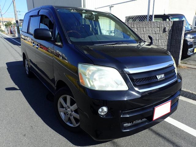 ノア X（トヨタ）【中古】 中古車 ミニバン/ワンボックス ブルー 青色 2WD ガソリン