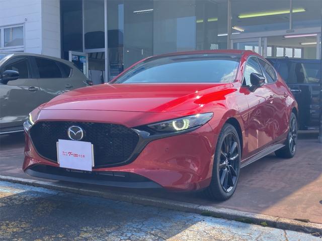 MAZDA3　ファストバック 20S ブラックトーンエディション（マツダ）【中古】 中古車 コンパクトカー レッド 赤色 2WD ハイブリッド