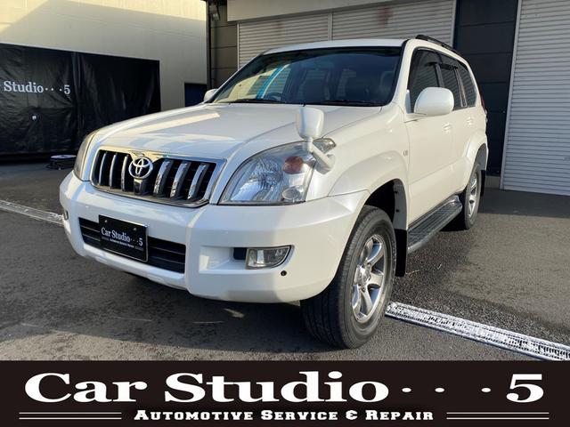 中古車 SUV・クロカン ホワイト 白色 4WD ガソリン GRJ120W