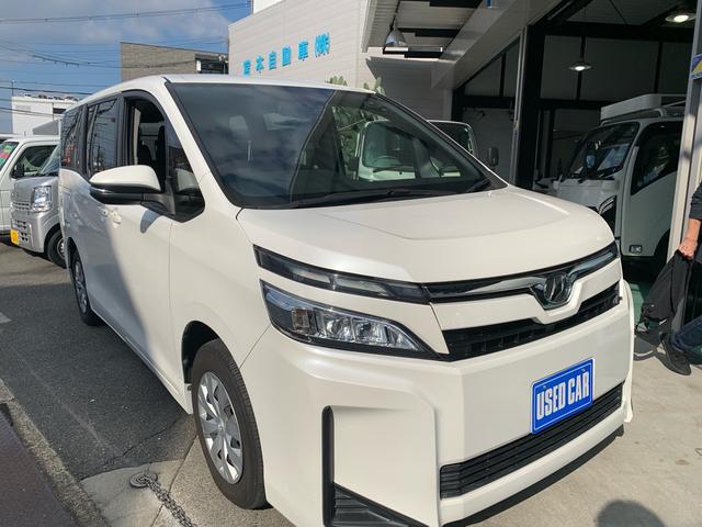 トヨタ ヴォクシー X [中古] 禁煙車 保証期間あり 3ヶ月 AT