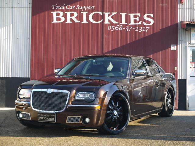 300C その他/独自仕様/表記なし(クライスラー)【中古】 中古車 セダン ブラウン 茶色 2WD ガソリン