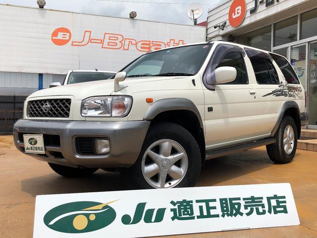 中古車 SUV・クロカン ホワイト 白色 4WD ガソリン LR50