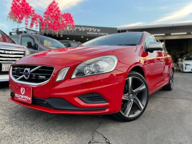 V60 T4（ボルボ）【中古】 中古車 ステーションワゴン レッド 赤色 2WD ガソリン