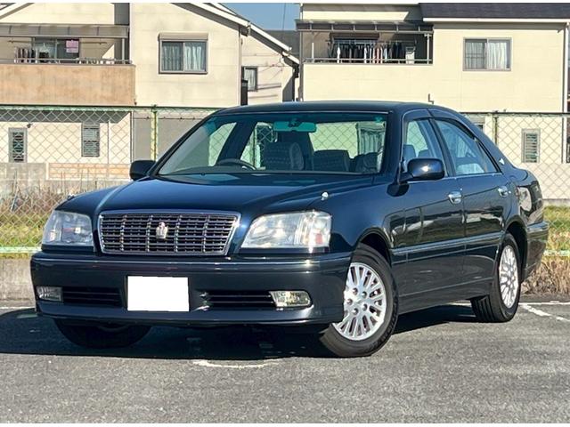 トヨタ クラウン ロイヤルサルーン [中古] 禁煙車 AT