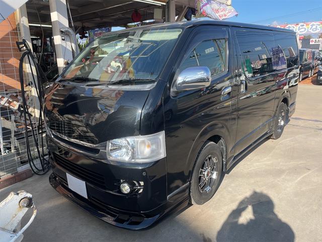 中古車 軽トラック/軽バン ブラック 黒色 2WD 軽油 KDH201V 車選びの必須アイテム、ETC付きとなります！ 100V電源　エアコン　パワーウィンドウ　運転席エアバッグ