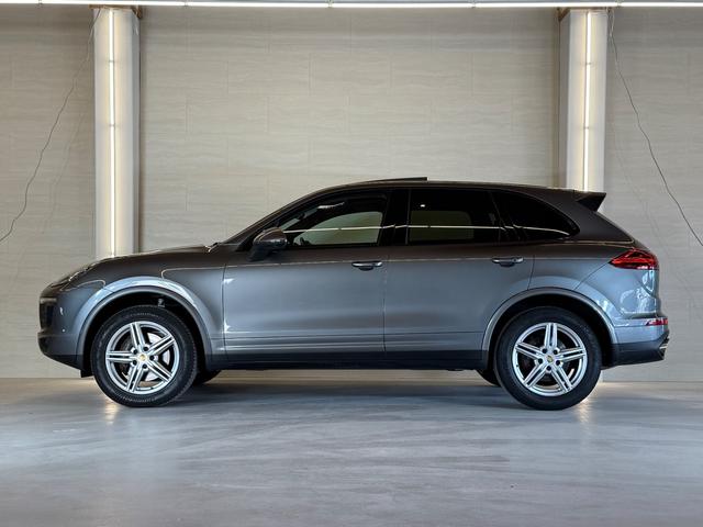 ポルシェ カイエン ベースグレード [中古] 保証期間あり 1ヶ月 AT