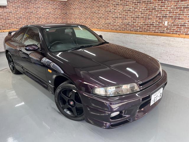 スカイライン GTS－4（日産）【中古】 中古車 クーペ パープル 紫色 4WD ガソリン