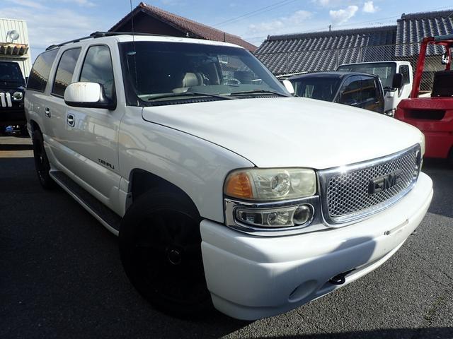 GMCユーコン デナリ（GMC）【中古】 中古車 SUV・クロカン ホワイト 白色 4WD ガソリン
