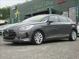 DS5 シック（シトロエン）【中古】 中古車 コンパクトカー グレー 2WD ガソリン