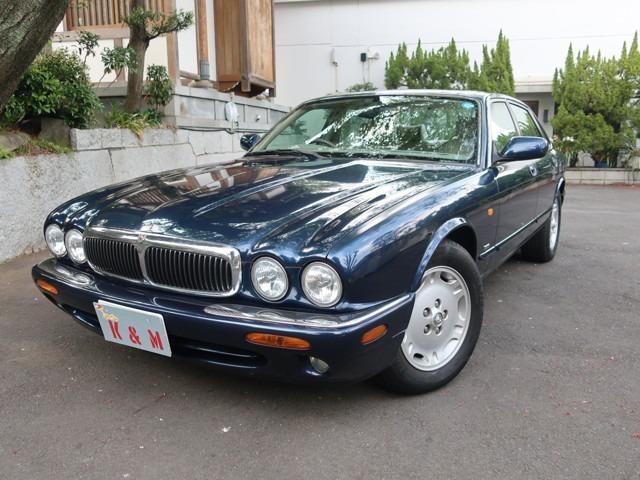 XJ XJ エグゼクティブ4．0－V8（ジャガー）【中古】 中古車 セダン ブルー 青色 2WD ガソリン