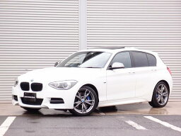 1シリーズ M135i（BMW）【中古】 中古車 コンパクトカー ホワイト 白色 2WD ガソリン