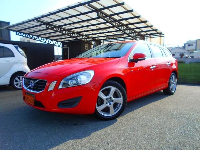 V60 ドライブe（ボルボ）【中古】 中古車 ステーションワゴン レッド 赤色 2WD ガソリン