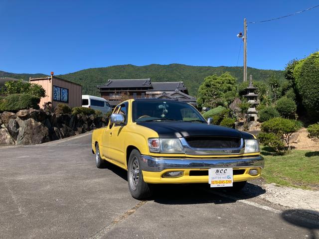 中古車 SUV・クロカン イエロー 黄色 2WD ガソリン RZN152H改