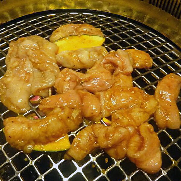 牛肉 肉 和牛ホルモン★アカセン（赤千枚・ギアラ） 200g ホルモン ほるもん 焼き肉...