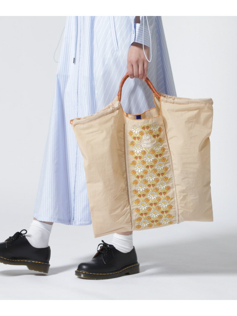 Ball&Chain(ボールアンドチェーン) FLOWER LINE/Lサイズ B'2nd ビーセカンド バッグ その他のバッグ ブラック グレー ベージュ【送料無料】[Rakuten Fashion]のサムネイル