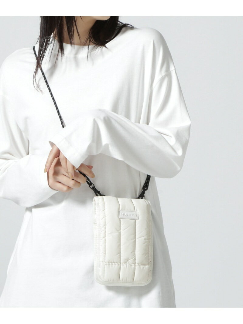 HUNTER(ハンター) INTREPID PUFFER ESSENTIAL PHONE POUCH B'2nd ビーセカンド アクセサリー・腕時計 その他のアクセサリー・腕時計 ブラック ホワイト【送料無料】[Rakuten Fashion]のサムネイル
