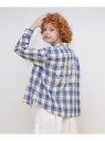 AVIREX（アヴィレックス）L-L/S INDIGO CHECK SHIRT/インディゴ チェック シャツ2024SPRINGITEM　春のチェックシャツ・柔らかく、着心地の良い生地感・背中の刺繍がアクセントに・身幅はゆとりがあり、着丈は長くないので、さらっと羽織るのに丁度いいシルエットですおすすめスタイリングデニムを合わせてスタンダードなカジュアルテイストで着こなすのはもちろん、カーゴパンツやスカートでカジュアルな中にもカッコよさを出し、アクティブな印象で仕上げて頂くのがオススメ。春らしい爽やかなカラーリングを活かしたスタイリングを意識すると可愛く仕上がります。【AVIREXBelle/アヴィレックスベル】本格的なミリタリーウェアが持つ機能性とデザインをレディースカジュアルに投影したライン。個性的かつ時代性のあるレディースブランドとして聡明、自由、好奇心、凛として快活な働く大人の女性へ向けたレディスカジュアルを提案しています。型番：783-4120601-150-42 JZ4331【採寸】F：バスト118cm、着丈61.5cm、肩幅49cm、袖丈53.5cm商品のサイズについて【商品詳細】中国製素材：（本体）コットン100%（ししゅう部分）ポリエステル100%サイズ：F手洗い、ドライクリーニング不可※画面上と実物では多少色具合が異なって見える場合もございます。ご了承ください。商品のカラーについて 【予約商品について】 ※「先行予約販売中」「予約販売中」をご注文の際は予約商品についてをご確認ください。■重要なお知らせ※ 当店では、ギフト配送サービス及びラッピングサービスを行っておりません。ご注文者様とお届け先が違う場合でも、タグ（値札）付「納品書 兼 返品連絡票」同梱の状態でお送り致しますのでご了承ください。 ラッピング・ギフト配送について※ 2点以上ご購入の場合、全ての商品が揃い次第一括でのお届けとなります。お届け予定日の異なる商品をお買い上げの場合はご注意下さい。お急ぎの商品がございましたら分けてご購入いただきますようお願い致します。発送について ※ 買い物カートに入れるだけでは在庫確保されませんのでお早めに購入手続きをしてください。当店では在庫を複数サイトで共有しているため、同時にご注文があった場合、売切れとなってしまう事がございます。お手数ですが、ご注文後に当店からお送りする「ご注文内容の確認メール」をご確認ください。ご注文の確定について ※ Rakuten Fashionの商品ページに記載しているメーカー希望小売価格は、楽天市場「商品価格ナビ」に登録されている価格に準じています。 商品の価格についてAVIREXAVIREXのシャツ・ブラウストップスご注文・お届けについて発送ガイドラッピンググッズ3,980円以上送料無料ご利用ガイド