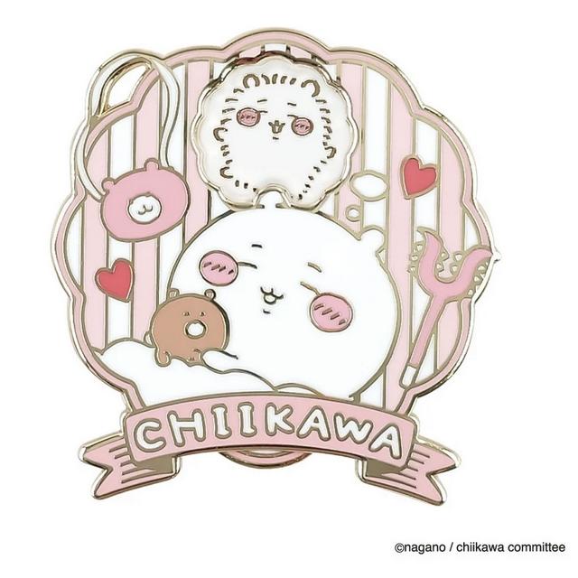 ちいかわ 大きめギミックピンバッジ チイカワ　メール便なら何個でも220円で全国へ　チイカワ ハチワレ..