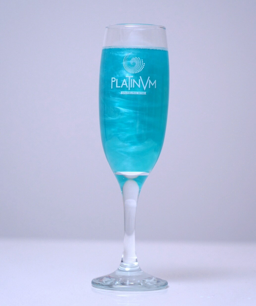 プラチナムフレグランス No.7 パイナップル＆ココナッツ 750ml ラメ入りスパークリングワイン 8％ 青 サファイアブルー 女子会 誕生日 春ギフト パーティー 業務用 正規輸入品
