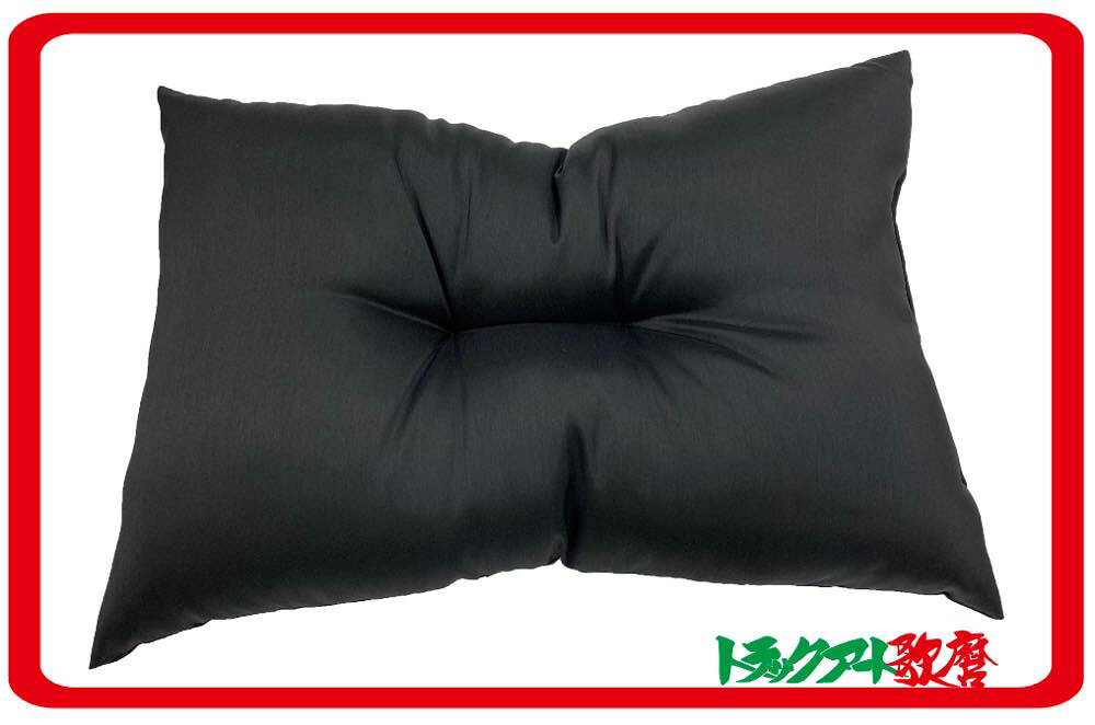 ●サイズ：40×55cm ●厚み：10cm以上　