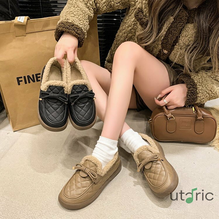 美脚 裏ボアモカシン スリッポン 裏起毛 ムートンブーツ レディース スノーブーツ ボアシューズ ショートブーツ モカシン 秋冬靴 女性 ボア 裏起毛 靴 女性...