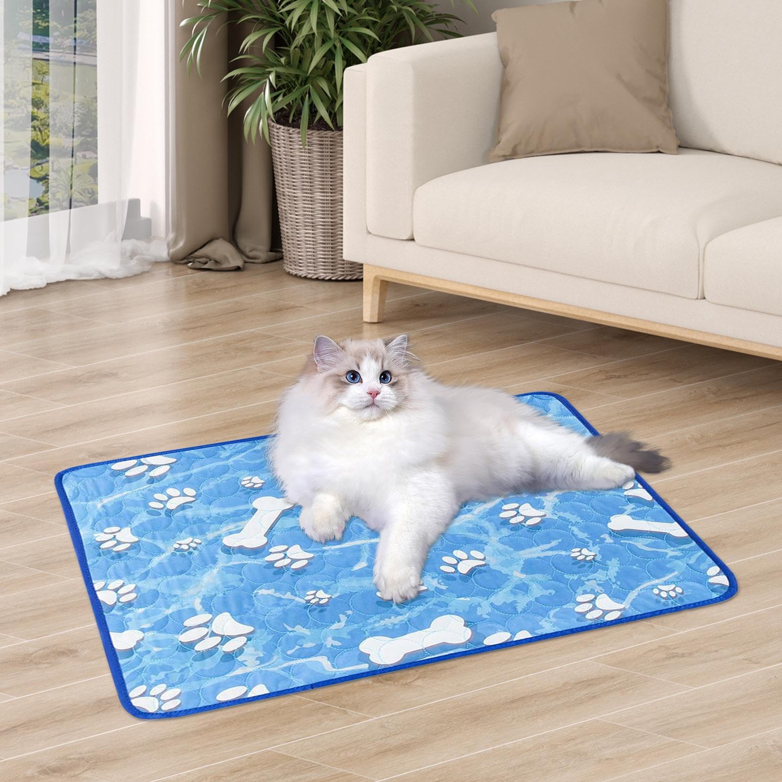 犬用クールマット 熱中症対策 - ペット用冷却マット | 携帯用 軽量コンパクト 滑り止め 通気性 洗える 屋内 屋外対応