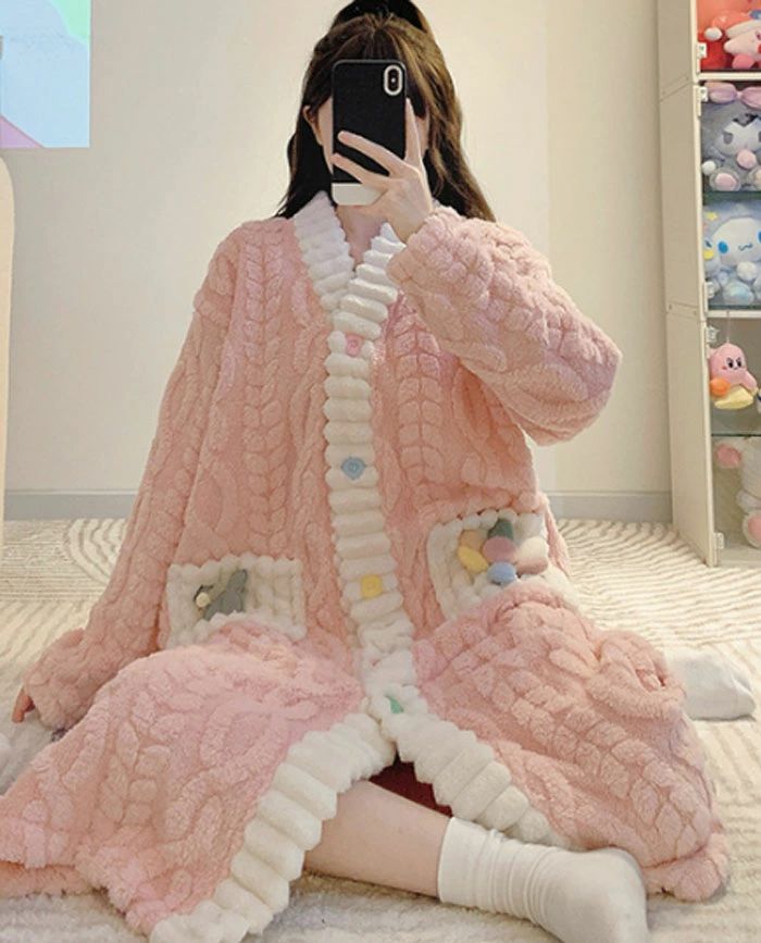 着る毛布 ロング レディース ルームウェア 部屋着 あったか 冬 大きいサイズ 前開き 暖かい 厚手 ボア 着るブランケット 冬用 パジャマ 可愛い おしゃれ もこもこ ロングサイズ ふわふわ ルームワンピース 2L 3L 4L 5L 6L utaric-10010007 utaric サンプル画像2