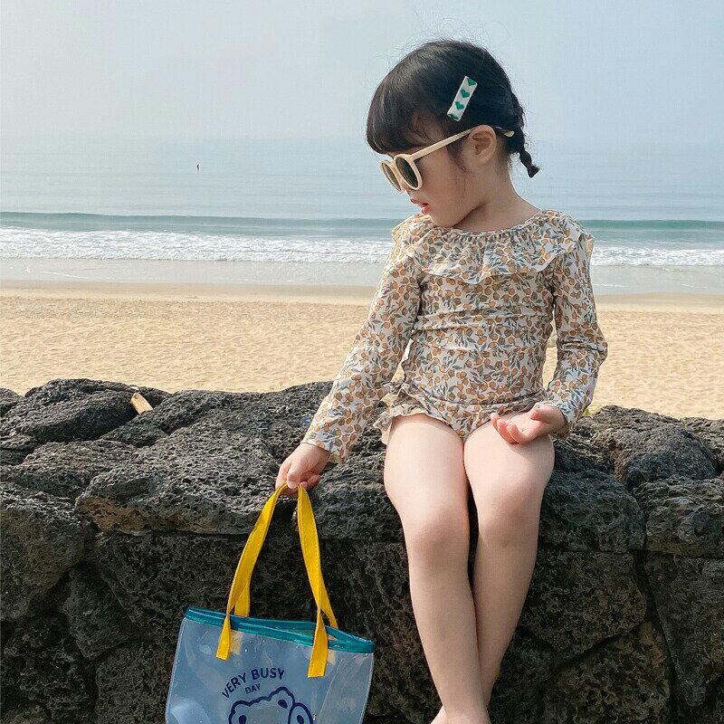 【6タイプ展開】キッズ 水着 子供水着 女の子 ワンピース スイムキャップ付き ins 韓国 キッズみずぎ 温泉 ハワイ 旅行 海辺 子ども用 スクール水着 ガールズ 小学校 入園グッズ 女児 幼稚園 おしゃれ 可愛い プール 90 100 110 120 130 140 ベージュ 花柄 楽天海外通販