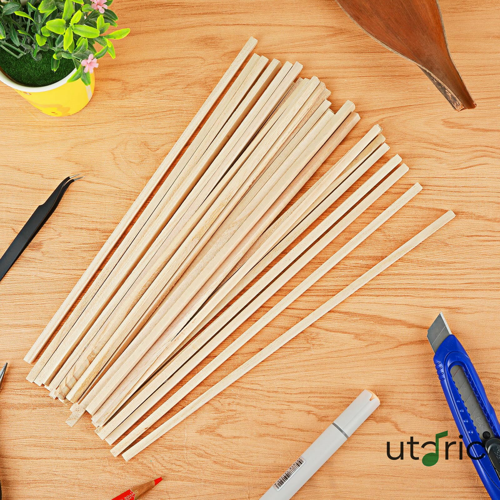 木製スクエアダボロッド30個、1/4 x 1/4 x 12インチ 小さなファーリングストリップ 未仕上げハードウッドスティック 竹バルサ材 スラット クラフトプロジェクトホームデコモデル製作用