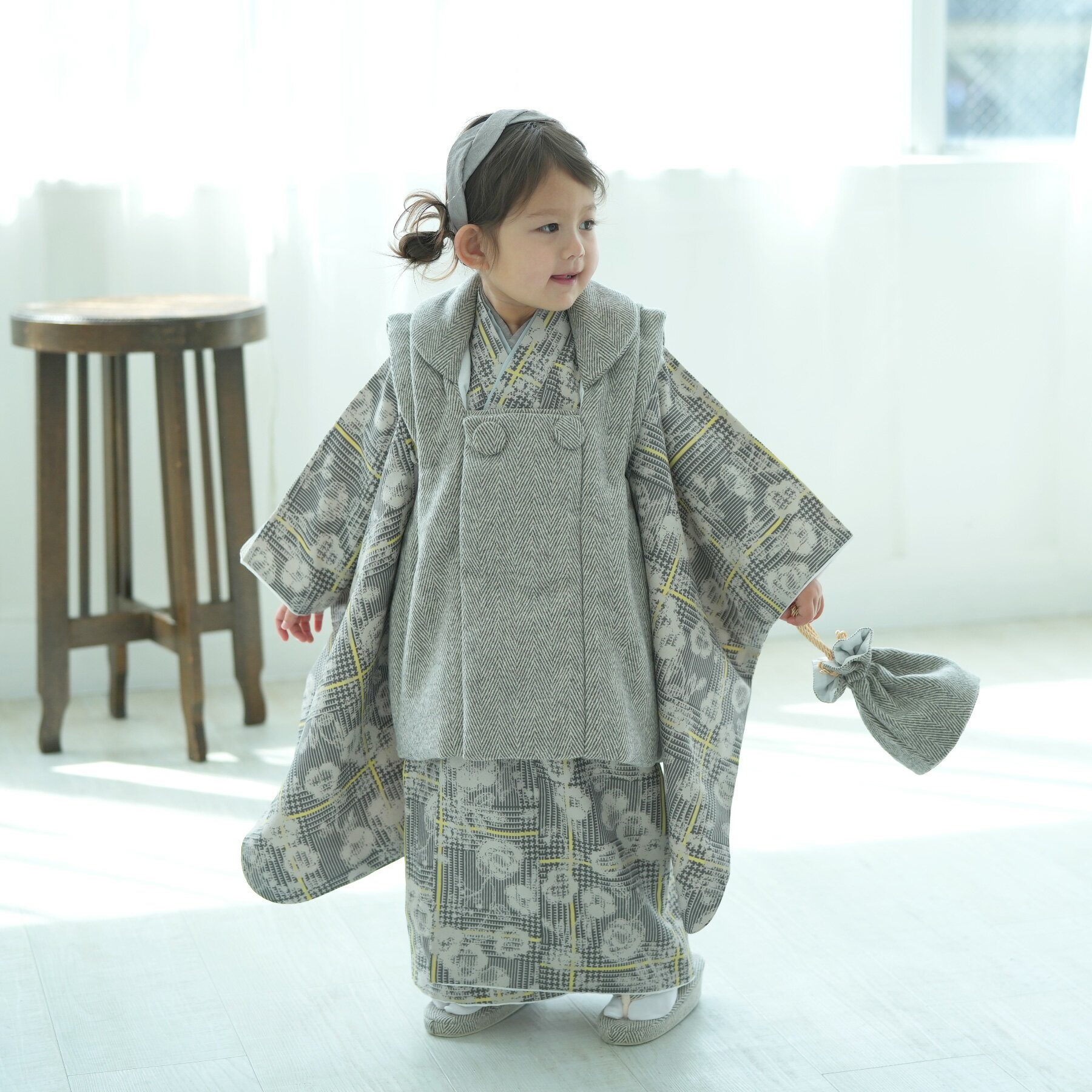 【レンタル】 七五三セット ひよこ商店 88cm-105cm前後 七五三 3歳 被布セット 花柄 着物セット レンタル グレー系 子供 kids グレージュ 黄...