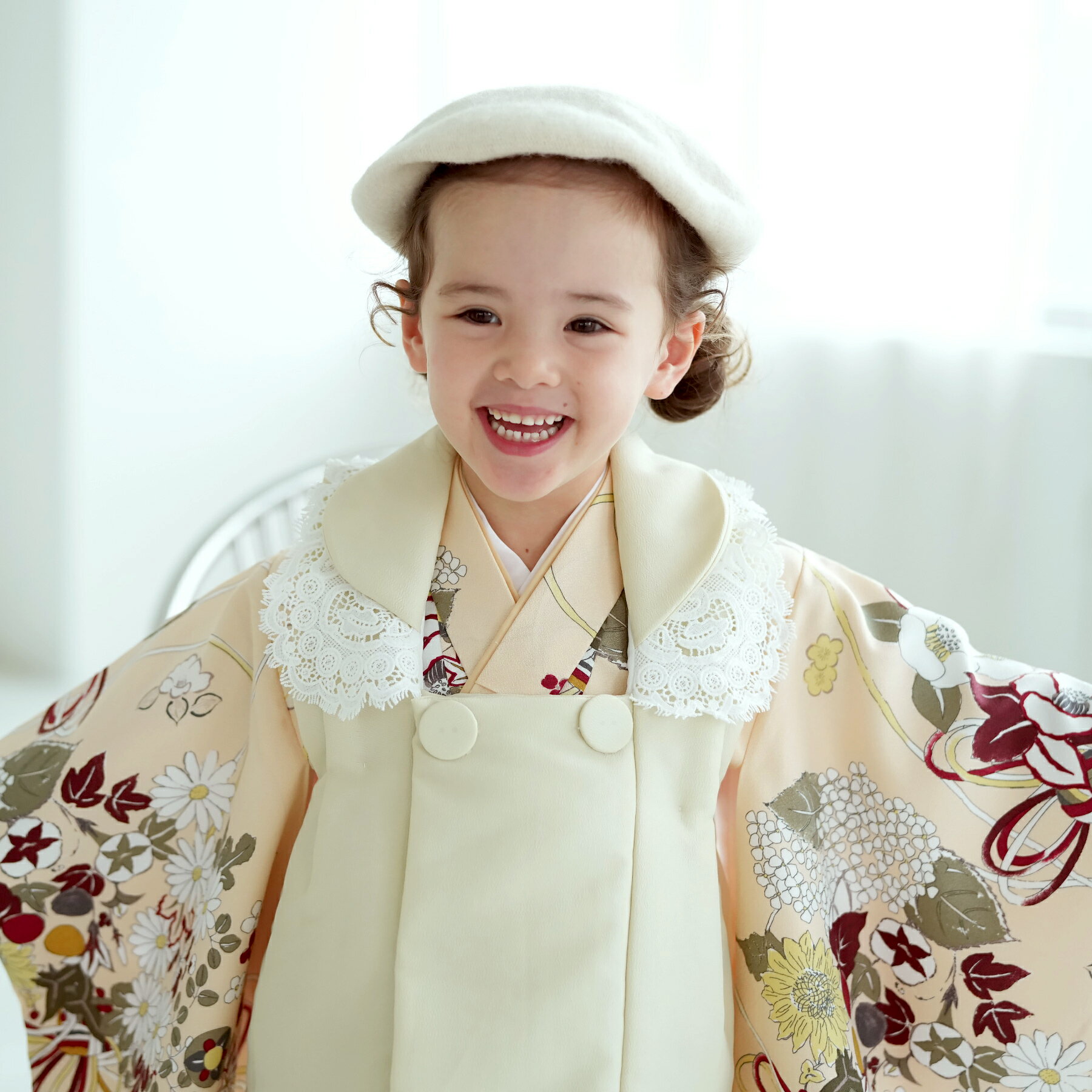 【レンタル】七五三 着物 3歳 ひよこ商店 七五三セット フルセット 花 被布セット オフ白系 ベージュ ピンクベージュに花結び レース ちりめん 大正ロマン ...