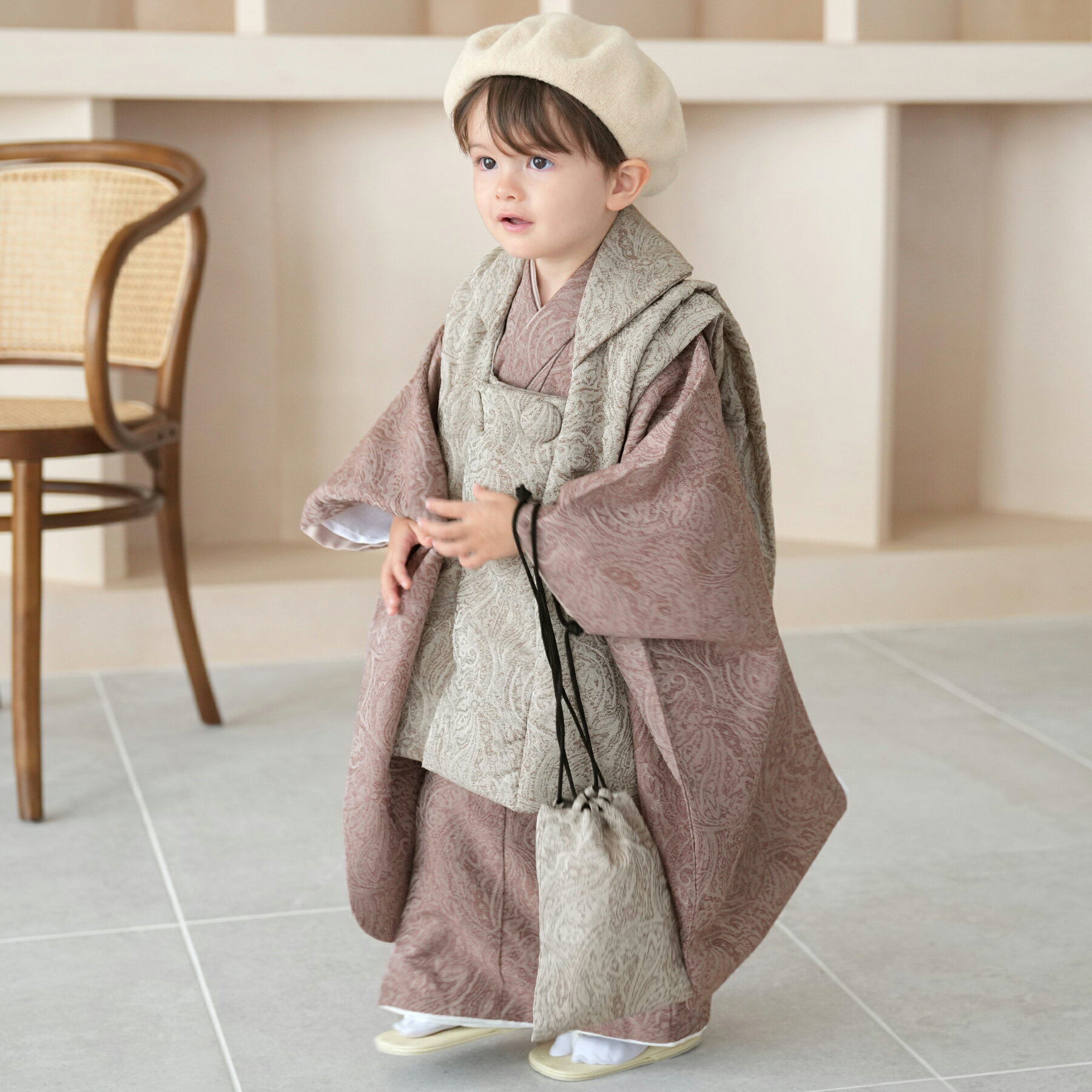 【レンタル】七五三 着物 3歳 男の子utatane セット ペイズリー 被布セット 茶系 子供 キッズブラウン ライトブラウン 三つ身 お祝い着 三歳 三才 ...